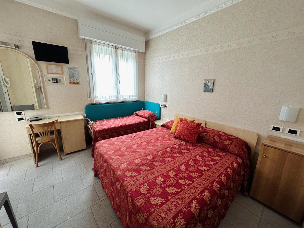 Hotel Bel Sogno Rimini Bagian luar foto