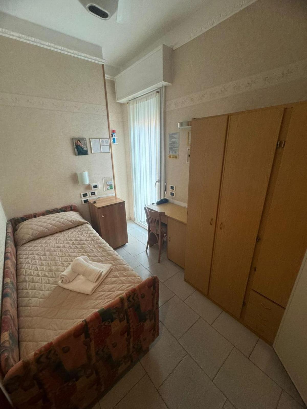 Hotel Bel Sogno Rimini Bagian luar foto