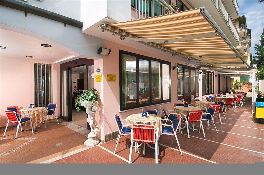 Hotel Bel Sogno Rimini Bagian luar foto