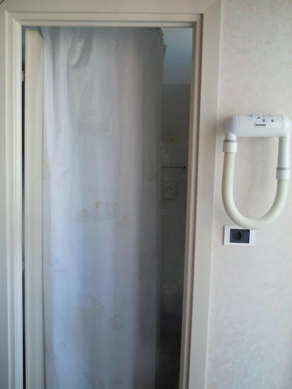 Hotel Bel Sogno Rimini Bagian luar foto